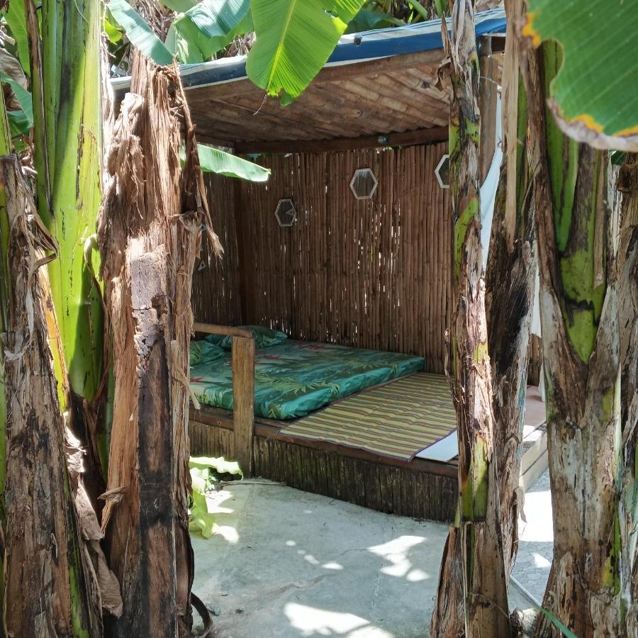 Two Crazy Monkeys Hotel Bakhawan ภายนอก รูปภาพ