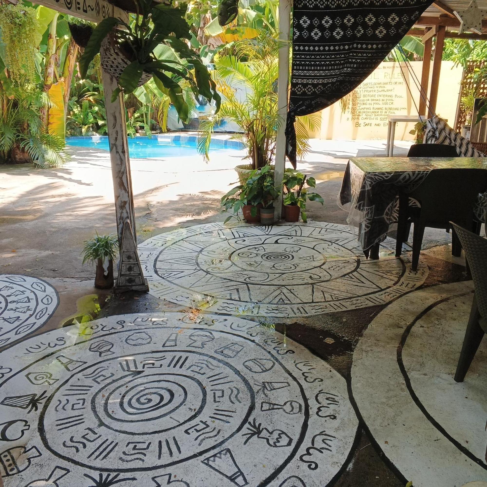 Two Crazy Monkeys Hotel Bakhawan ภายนอก รูปภาพ