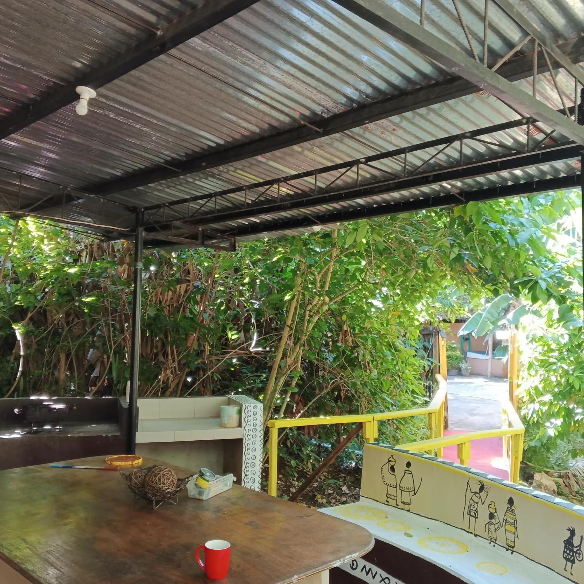 Two Crazy Monkeys Hotel Bakhawan ภายนอก รูปภาพ