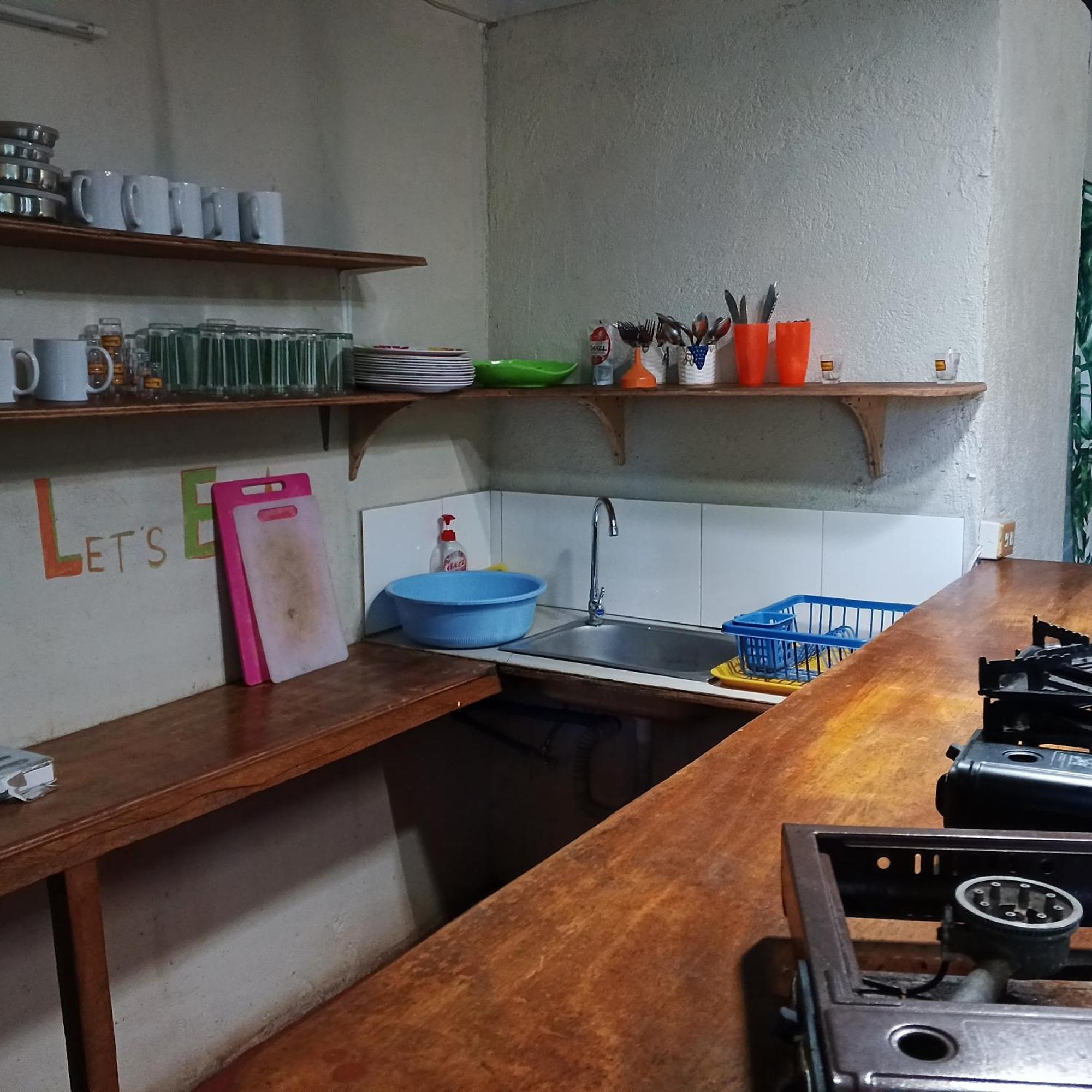 Two Crazy Monkeys Hotel Bakhawan ภายนอก รูปภาพ
