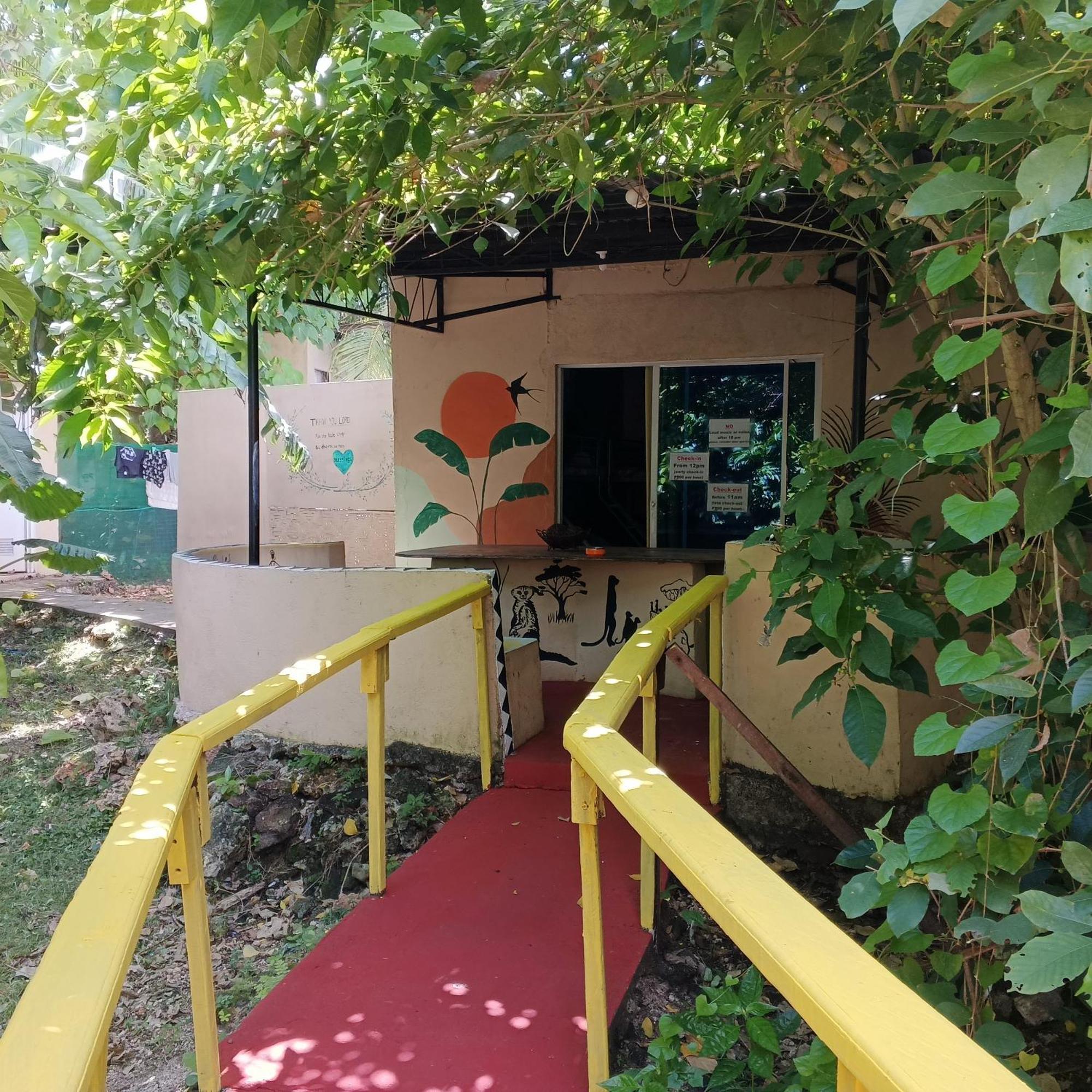 Two Crazy Monkeys Hotel Bakhawan ภายนอก รูปภาพ